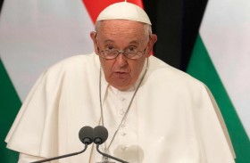  البابا في زيارة للمجر تطغى عليها الحرب بأوكرانيا 