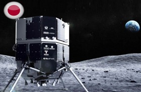 أول مركبة فضاء يابانية إلى القمر