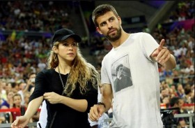 بيكيه يحاول العودة إلى شاكيرا