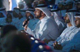 سلطان بن أحمد القاسمي يشهد لقاء من الفضاء الثامن مع سلطان النيادي