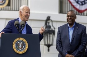 غياب وزير الدفاع الأميركي يحرج بايدن قبيل الانتخابات 