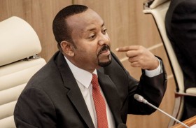 أبيي أحمد يتعهد تنفيذ اتفاق السلام مع متمردي تيغراي 