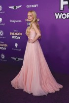 الممثلة الأمريكية ليندسي لوهان لدى حضورها العرض الأول لفيلم ديزني  Freakier Friday  في لوس أنجلوس. ا ف ب