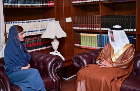 سفير الدولة يلتقي وزيرة الدولة للشؤون الخارجية الباكستانية