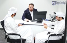 كلية ليوا تدشن برنامجاً تعريفياً للطلبة تحت شعار «النجاح يبدأ بالفرص»