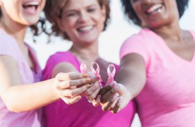 ناجيات من السرطان يطلقن منتجات خاصة بضحايا المرض