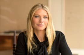 غوينيث بالترو تتوقى من الكورونا