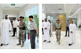 شرطة أبوظبي تتابع جودة العمل في مراكز خدمات المراجعين فى ترخيص السائقين والآليات
