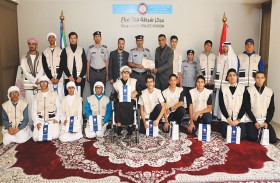 شرطة أبوظبي تسعد 20 طالباً من أصحاب الهمم