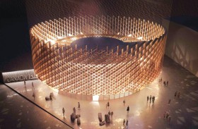 جناح كندا يقدم عرضا فنيا لـفرقة راقصو داملهاميد من السكان الأصليين