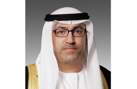 العويس: في اليوم الوطني الإمارات ماضية على طريق الريادة والابتكار والعطاء