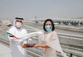 درع تقديرية من الفلبين لطيران الإمارات