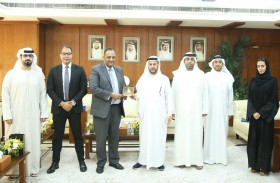 غرفة عجمان تستقبل وزيرا مفوضا تجاريا لمصر 