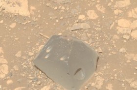 جسم غامض على المريخ على شكل جمجمة بشرية