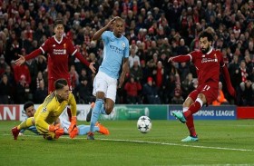 قمة مبكرة بين مانشستر سيتي وليفربول الأحد