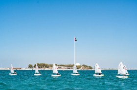 بعثة منتخب الإمارات للشراع الحديث تشارك في الألعاب العربية بالجزائر