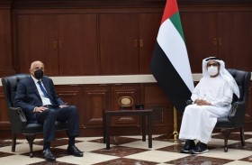 أبوظبي للتنمية والبنك المركزي المصري يبحثان فرص تعزيز التعاون الاستثماري