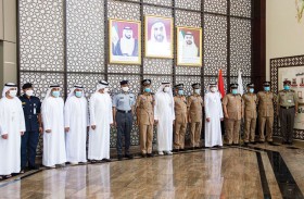 بحث آلية تسهيل عبور المسافرين بين المنافذ البرية في الإمارات و سلطنة عمان