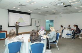 جامعة حمدان بن محمد الذكية تستقبل وفداً من طلبة برنامج الدكتوراه في جامعة بنسلفانيا