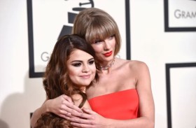 سيلينا غوميز تجبر تايلور سويف على العودة لإنستغرام