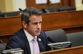 بعد انتقاده ترامب.. عائلة نائب جمهوري تتبرأ منه