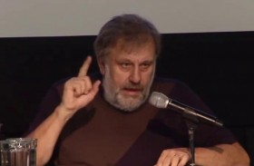 مفارقة حلاق ترامب...!