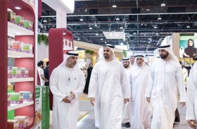 ذياب بن محمد بن زايد يشهد جانباً من فعاليات الأسبوع العالمي للغذاء 2025