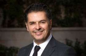 راغب علامة يوبخ السياسيين الفاسدين