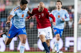 مدرب إسبانيا يتطلع للقب يورو 2024 بعد التأهل وتركيا تعبر للنهائيات بـ «الحسابات المعقدة»