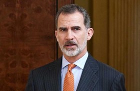 ملك إسبانيا يطير إلى باريس لمدة 4 أيام