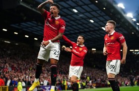 يونايتد يوقظ شياطينه بالفوز على ليفربول 