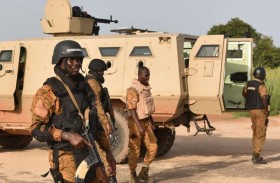 بوركينا فاسو تعلن التعبئة العامة في مواجهة المتطرفين
