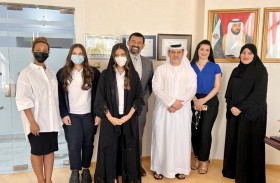 جمعية الإمارات للسرطان تكرم طالبات المدرسة الأمريكية العالمية في أبوظبي