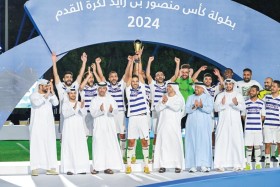 مكتب الشؤون القانونية يتوج بلقب كأس منصور بن زايد