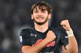 انطلاقة قوية لصاروخ نابولي «كفارادونا» 