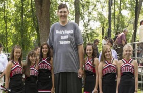 وفاة أطول رجل عن 38 عاما 