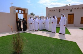 دائرة شؤون الضواحي والقرى تفتتح فرعها الجديد في مدينة خورفكان 