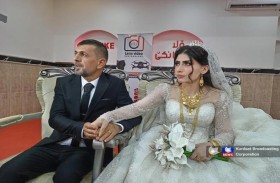 يحتفل بزفافه بعد تحرير زوجته من داعش