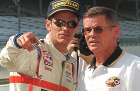 وفاة أسطورة إندي 500 بوبي أنسر عن 87 عاماً 