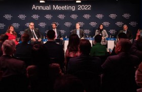 عبد الله بن طوق: الإمارات تتبنى سياسة وطنية متكاملة تهدف إلى تعزيز الإنتاج والاستهلاك المستدامين