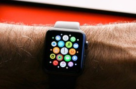 ساعة آبل تدخل شابا عشرينيا المستشفى