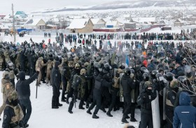 «بؤرة ساخنة» داخل روسيا.. صدامات وتنديد بدعوات الانفصال