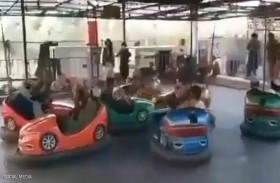 عناصر من طالبان داخل مدينة الملاهي