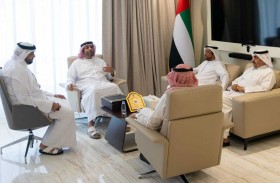  وفد من الاتحادين العربي والإماراتي للقوس والسهم يشيد بالبنى الرياضية في الشارقة 