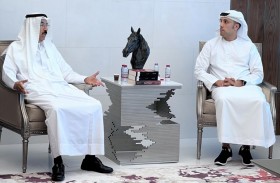 وفد من مركز محمد بن راشد للفضاء يزور مكتبة محمد بن راشد ويُهديها العديد من إصداراته