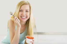 هكذا يمكنك تناول الحلويات يومياً دون شعور بالذنب!