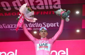 «الإمارات للدراجات» يتصدر المرحلة الثانية في «جيرو دا إيطاليا» بفارق مريح عن أقرب المنافسين