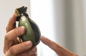 طفلان يعثران على قنبلة في قاع بحيرة 