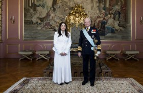 سفيرة الإمارات تقدم أوراق اعتمادها إلى ملك السويد