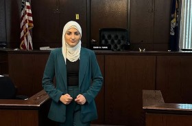 أول ملكة جمال محجبة في ولاية ميتشيغان